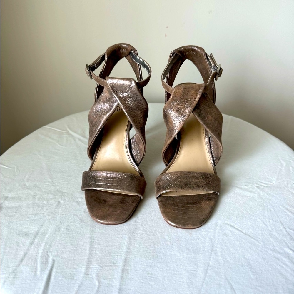 Vince Camuto Kalintie Leather Sandals